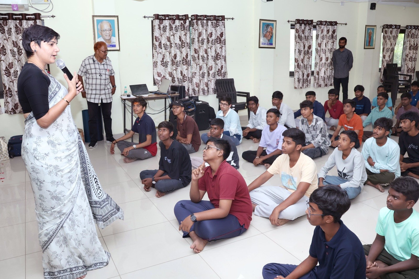 Hari Chandana Encourages Students to Stay Strong in Tough Times